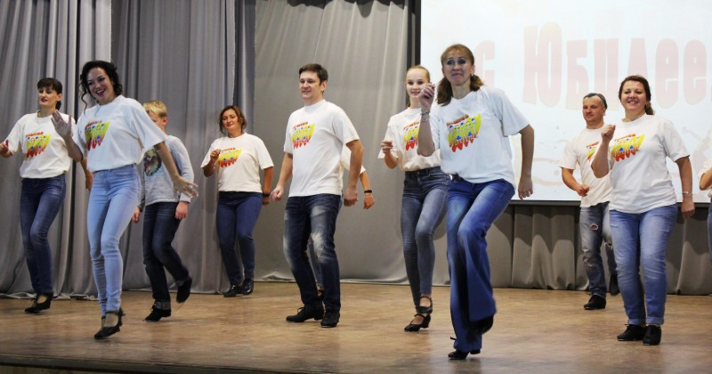 Иваново улыбка хореографический ансамбль педагоги. Улыбка иваново. Центр стоматологии формула улыбки. Логотип хореографического коллектива улыбка. Улыбка иваново.